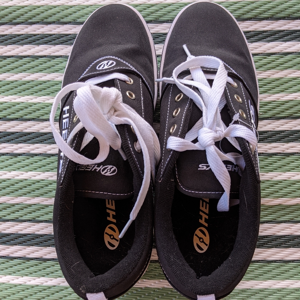 Men's 9 Heelys - Picture 6 of 6